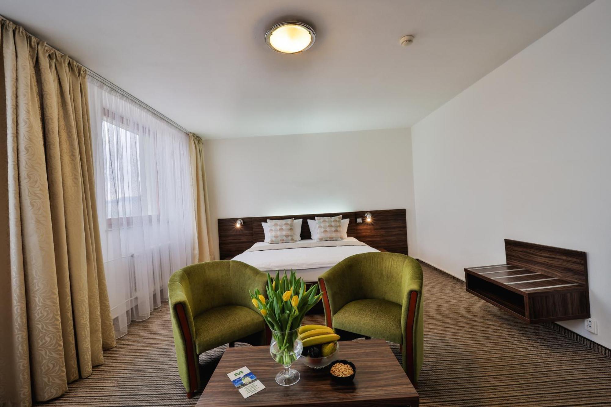 Hotel Metropol Spišská Nová Ves Exterior foto