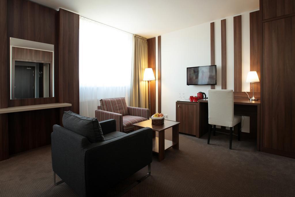 Hotel Metropol Spišská Nová Ves Cameră foto