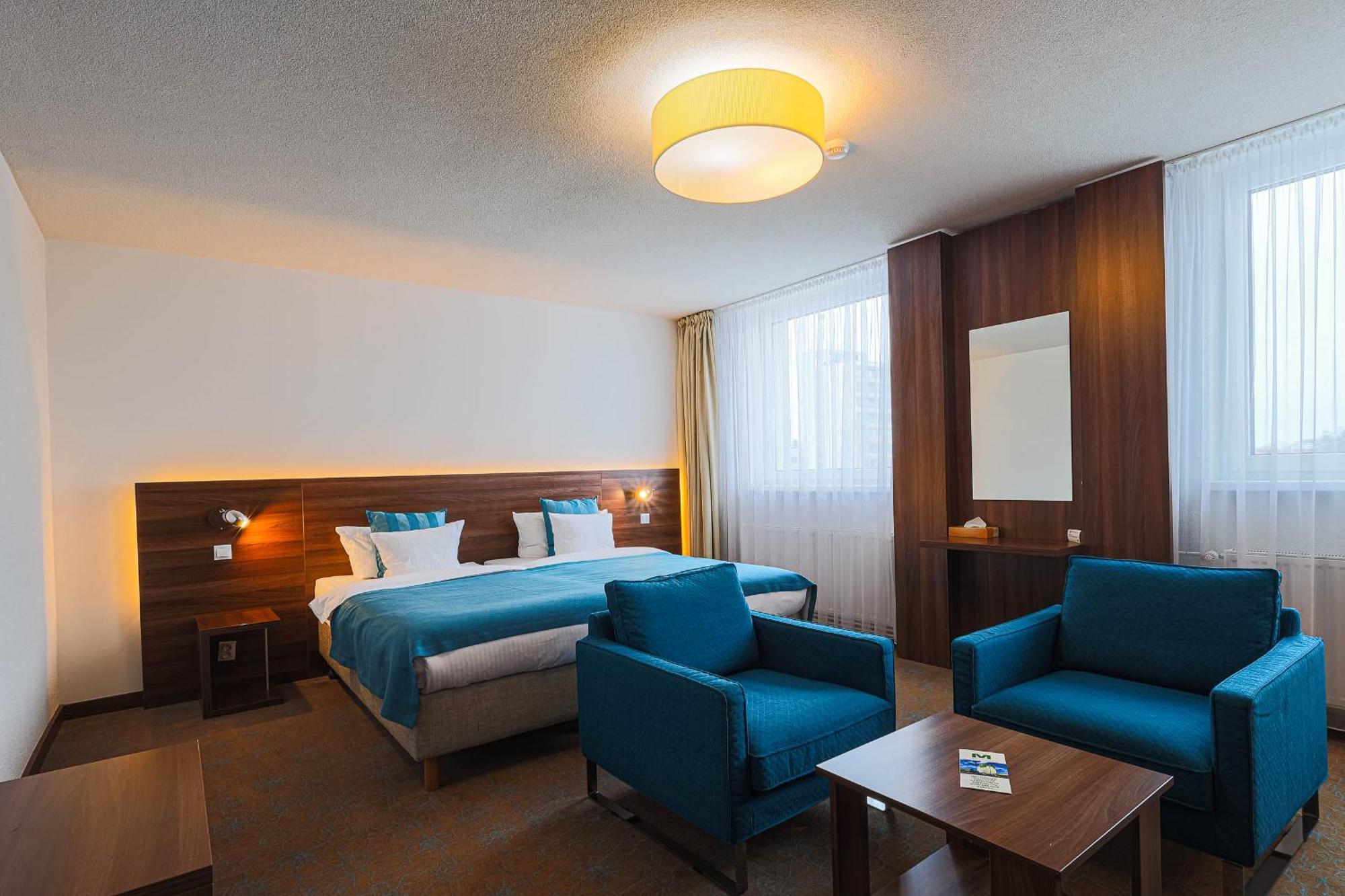 Hotel Metropol Spišská Nová Ves Exterior foto