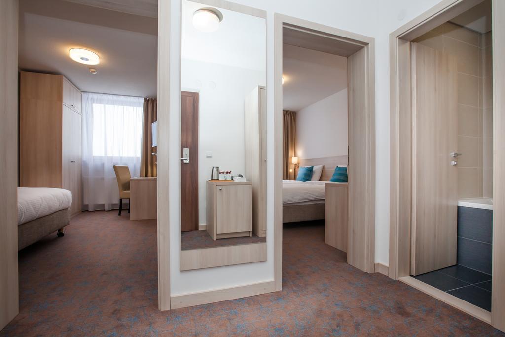 Hotel Metropol Spišská Nová Ves Exterior foto